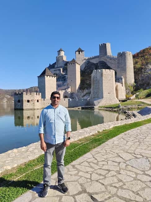 From Belgrade: 3 Danube Fortresses Guided Day Trip - Lunch at Srebrno jezero