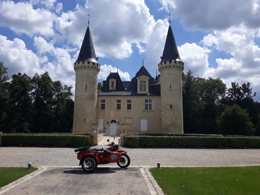 From Bordeaux: Médoc Vineyard and Chateau Tour by Sidecar - The first 45 minutes among the vineyard rows