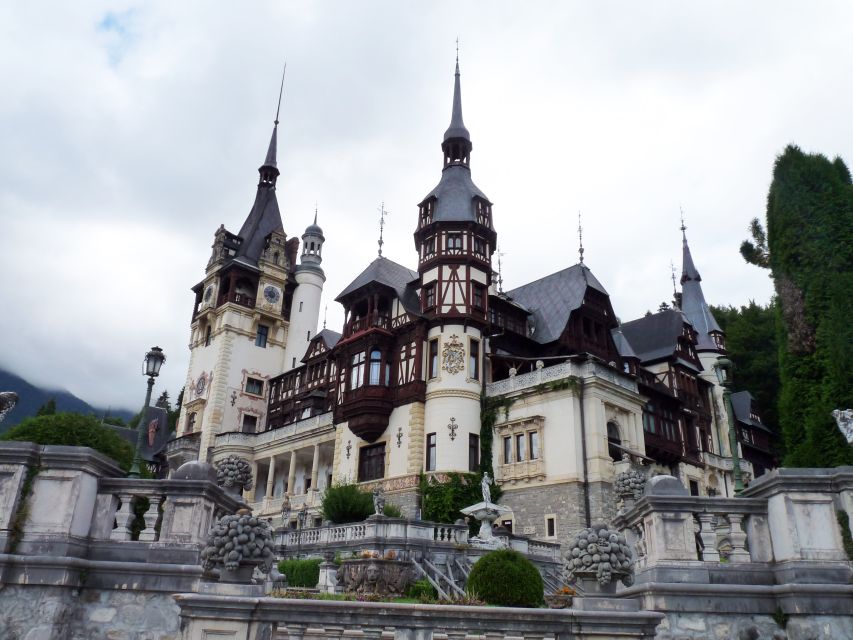 From Brașov: Romanian Castle Tour with Bran and Peles - Should you book it?
