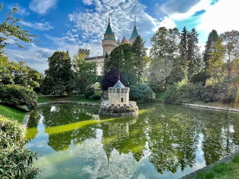 From Bratislava: Bojnice Castle & Čičmany (DayTrip) - Beneath the courtyard, a surprising limestone cave