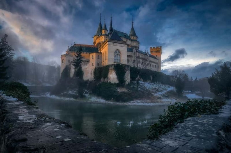 From Bratislava: Bojnice Castle & Čičmany (DayTrip) - Bojnice Castle: the fairy tale is real