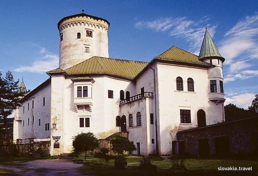 From Bratislava: Dracula Nosferatu - Orava Castle Day Tour - Who should book this long day?