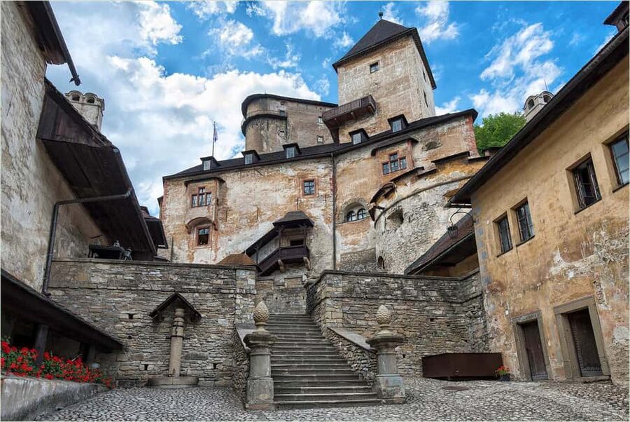 From Bratislava: Dracula Nosferatu - Orava Castle Day Tour - Should you book the Orava Castle day tour?