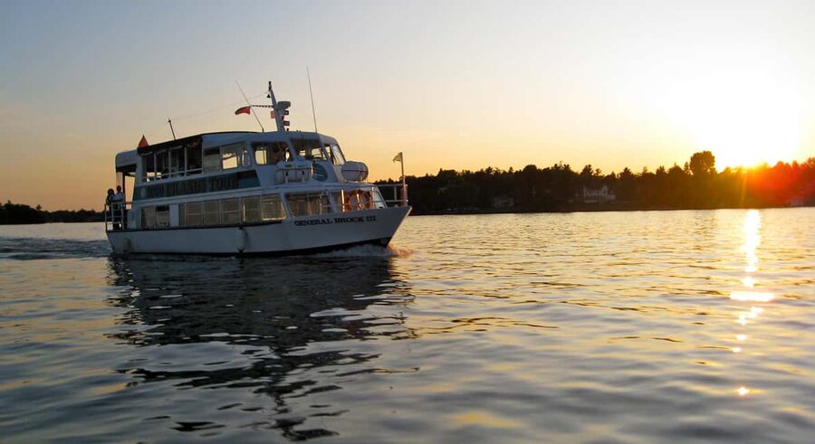 From Brockville: 1000 Islands 2.5-Hour Singer Castle Cruise - The first 10 minutes: leaving Brockville behind