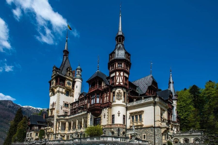 From Bucharest: Brasov Peles & Dracula's Castle Day Tour - Key points at a glance