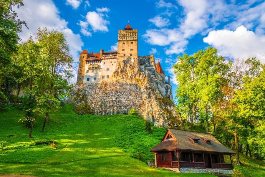 From Bucharest: Brasov Peles & Dracula's Castle Day Tour - Why this makes a strong first trip from Bucharest