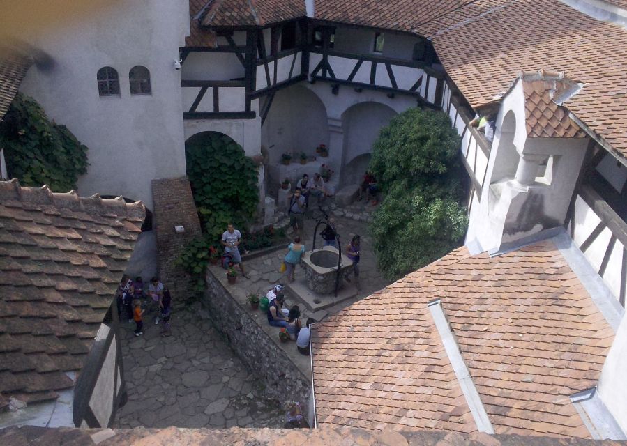 From Bucharest: Day Trip to Dracula and Peles Castle - Why Peles Castle deserves top billing