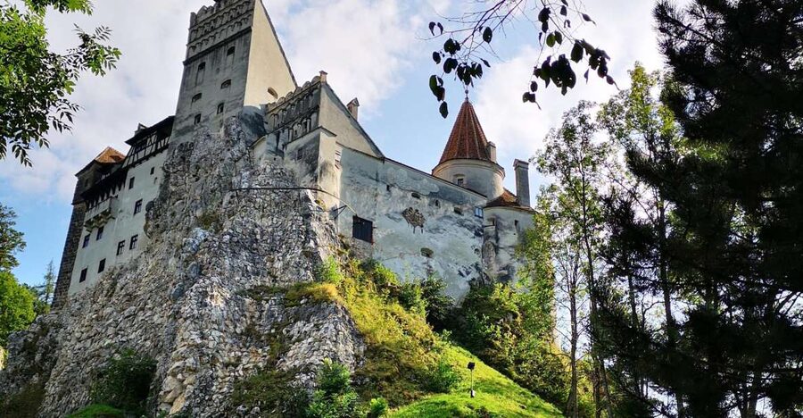 From Bucharest: Dracula Castle Day Trip - The road north from Bucharest
