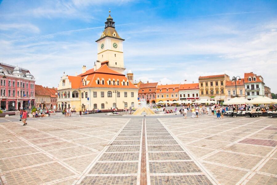 From Bucharest: Peleș and Bran Castles Private Tour - The guide can make or break the day