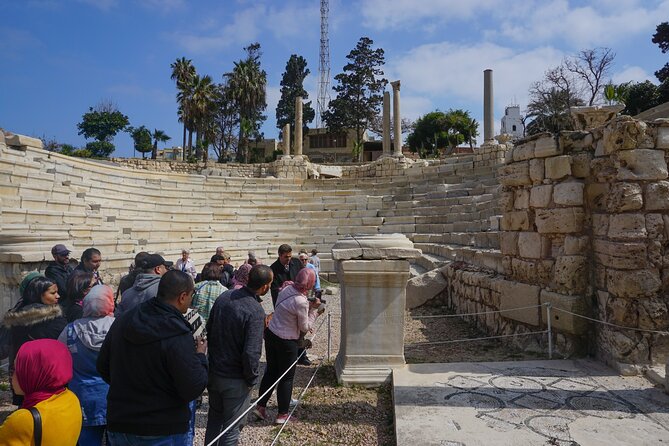 From Cairo: Alexandria Catacombs and Citadel Day Trip with Lunch - Qaitbay Citadel beside the old lighthouse site