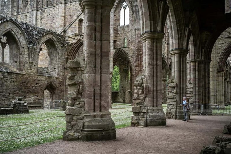 From Cardiff: Caerleon, Tintern Abbey and Three Castles Tour - Caerphilly Castle and the big medieval finale