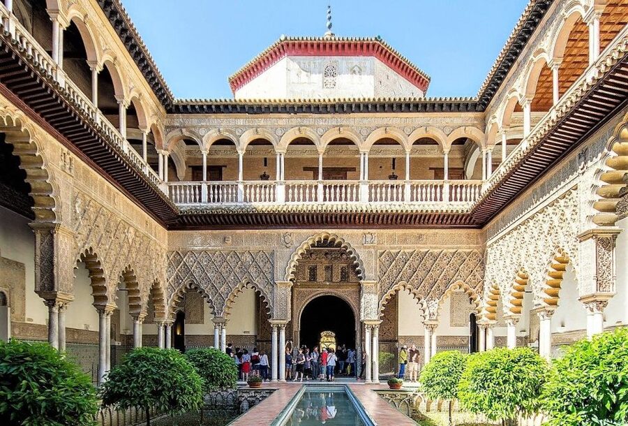 From Costa del Sol: Seville and Royal Alcázar Palace - Walking through Santa Cruz
