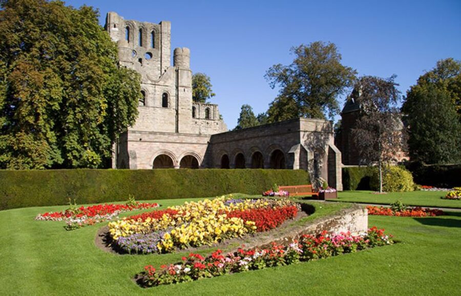 From Edinburgh: Alnwick Castle and Scottish Borders Tour - Key points to know before booking
