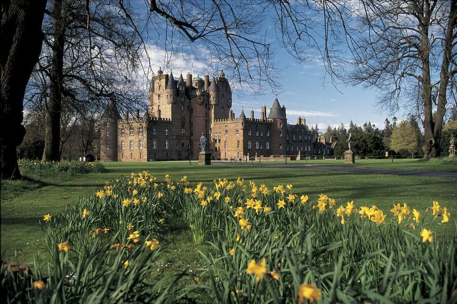From Edinburgh: Glamis and Dunnottar Castles Tour in Italian - Why Dunnottar is worth the long ride