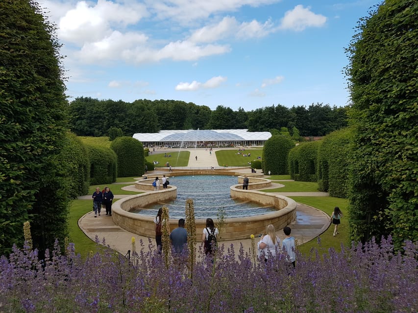 From Edinburgh: Holy Island, Alnwick Castle & Northumbria - Who should book this tour