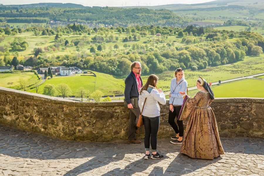 From Edinburgh: Loch Lomond, Kelpies & Stirling Castle Tour - The small bus makes a real difference