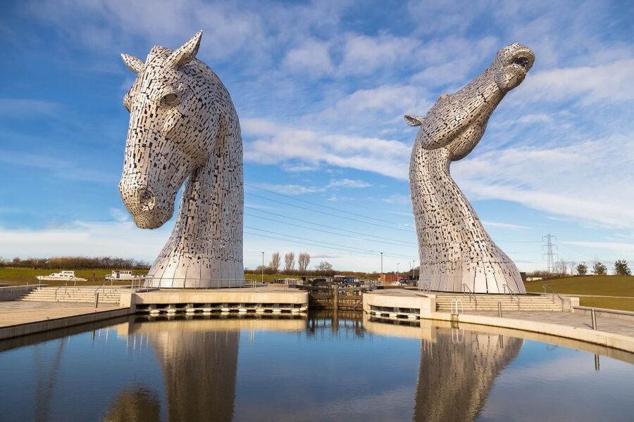 From Edinburgh: Loch Lomond, Stirling Castle & The Kelpies - Stirling Castle and Scotland’s Royal Power