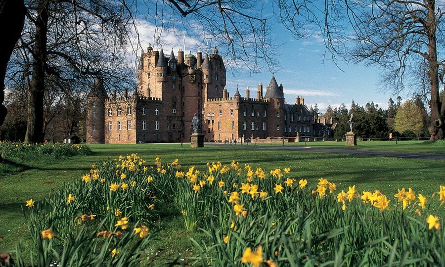 From Edinburgh: Scottish Castles Tour in Spanish - Why Dunnottar makes this 10-hour trip worthwhile