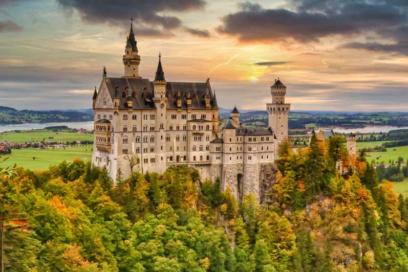 From Füssen: Neuschwanstein & Linderhof Castles Private Tour - Key points at a glance