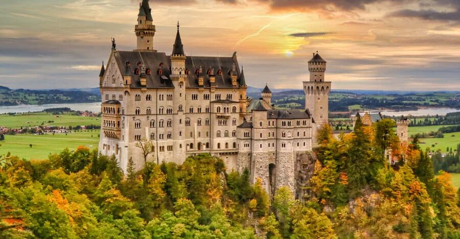 From Füssen: Neuschwanstein & Linderhof Castles Private Tour - What the private format really gives you