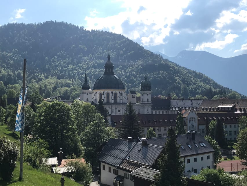 From Garmisch-Partenkirchen: Neuschwanstein Castle Tour - What the private Mercedes ride adds