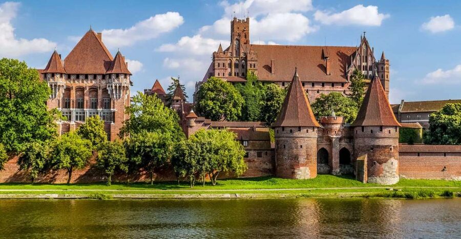 From Gdansk: Half-Day Malbork Castle Tour with Audioguide - Inside the Palace of the Grand Master