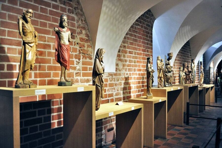 From Gdansk: Malbork Castle Trip with Ticket and Audio Guide - Why Malbork deserves a full day trip from Gdansk