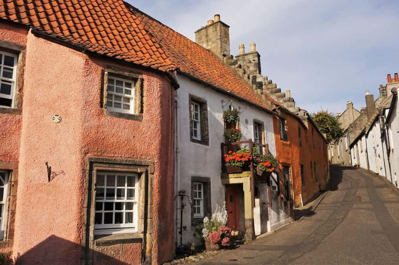 From Glasgow: Outlander Castles and The Scottish Countryside - Culross and Claire’s herb garden