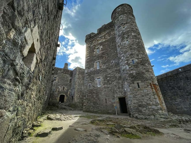 From Glasgow: Outlander Castles and The Scottish Countryside - Blackness Castle and the Firth of Forth