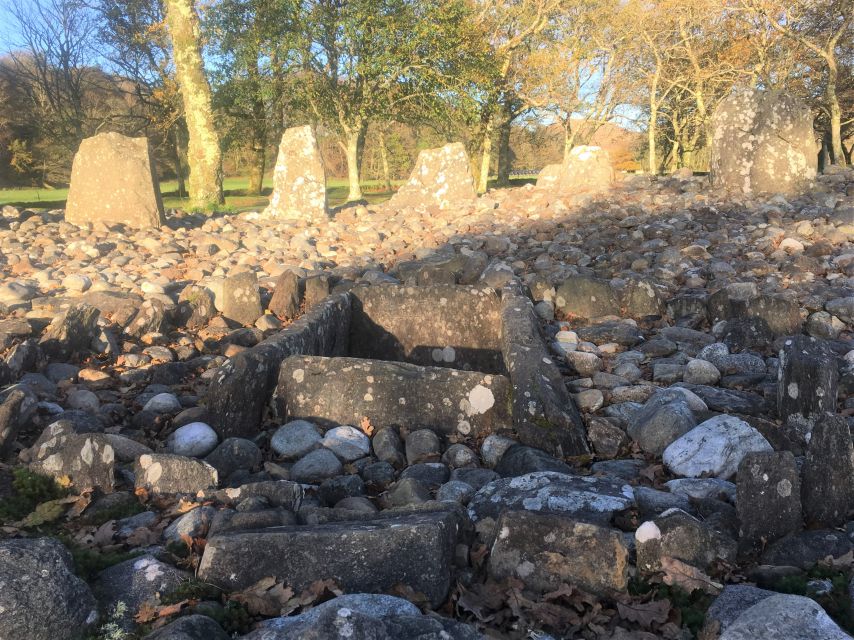 From Glasgow: Standing Stones, Castles & Highlands Tour - Kilchurn Castle beside Loch Awe