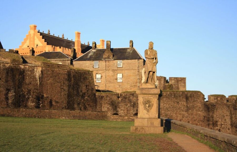 From Glasgow: Stirling Castle & Loch Lomond Tour with Cruise - Key points to know before you book