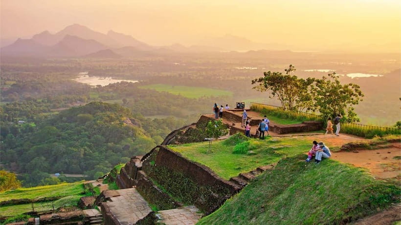 From Habarana: Dumbulla Cave & Sigiriya Fortress Tour - Dambulla’s five caves and painted Buddha images
