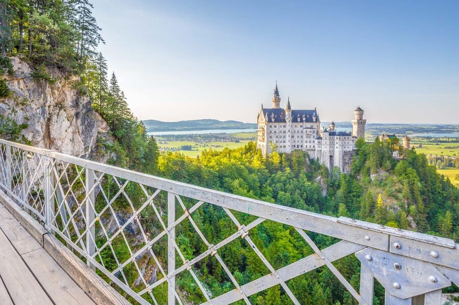 From Hohenschwangau: Tour to Neuschwanstein Castle - The walk from the bridge to the castle