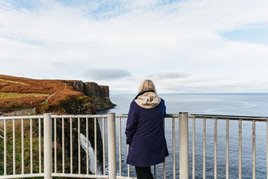 From Inverness: Isle of Skye and Eilean Donan Castle Tour - The guides are a major part of the experience
