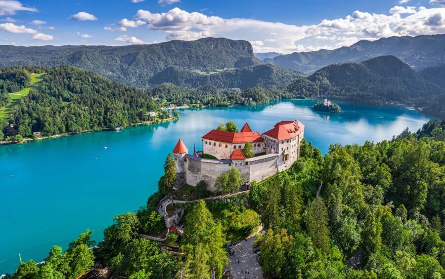 From Ljubljana: Postojna Cave, Predjama Castle and Lake Bled - Why this long day works
