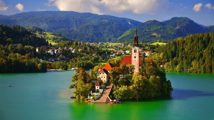 From Ljubljana: Trip to Lake Bled and Bled Castle - Key points to know before booking