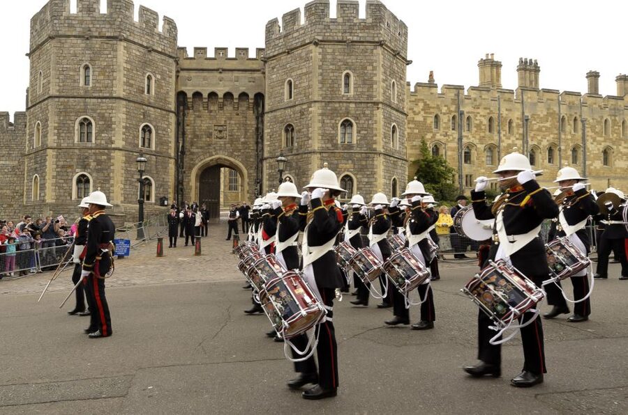 From London: Windsor Castle Royal Afternoon Sightseeing Tour - Who will enjoy this Windsor afternoon?