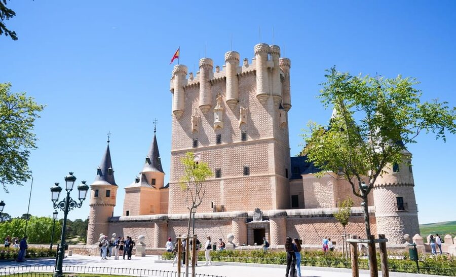 From Madrid: Segovia Tour with Cathedral and Alcazar Entry - Starting beneath the Roman aqueduct