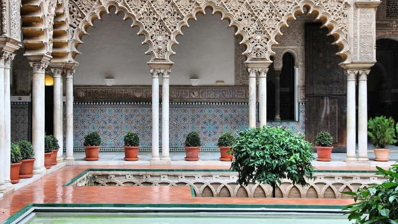 From Malaga: Seville Day Trip with Real Alcázar Tickets - Inside the Royal Alcázar for 90 minutes