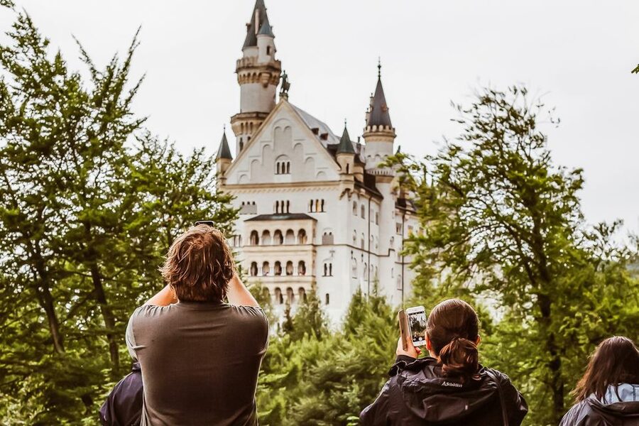 From Munich: Neuschwanstein Castle Full-Day Trip - The 20-minute climb to Neuschwanstein