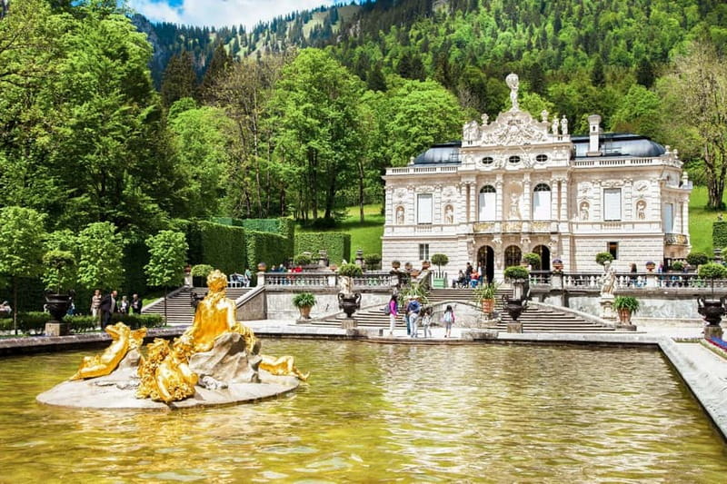 From Munich: Premium Neuschwanstein Castle & Linderhof Tour - Neuschwanstein Castle and the uphill approach