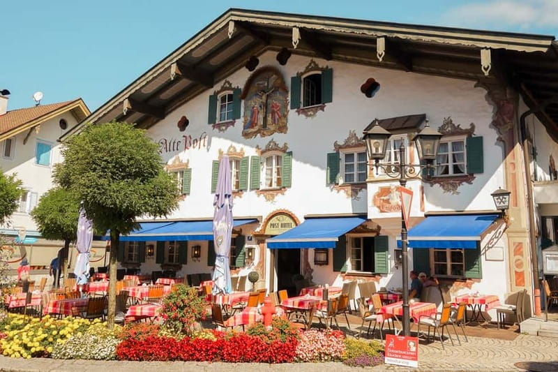 From Munich: Premium Neuschwanstein Castle & Linderhof Tour - Oberammergau in only 30 minutes
