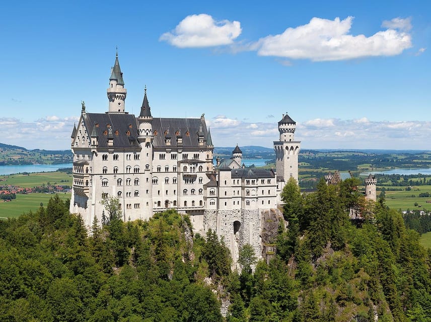 From Munich: To Neuschwanstein Castle, Linderhof, Oberammerg - Should you book this private Munich day trip?