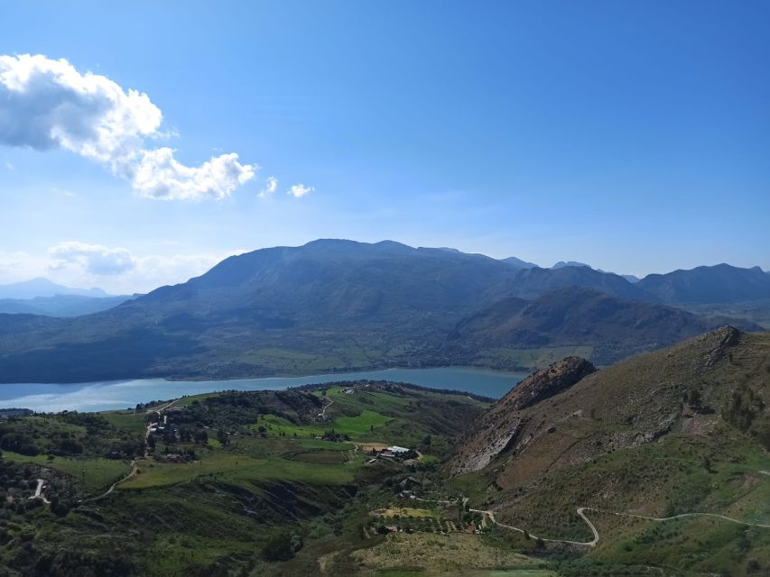 From Palermo: Medieval castle tour of Caccamo and Cefalù. - Key points to know
