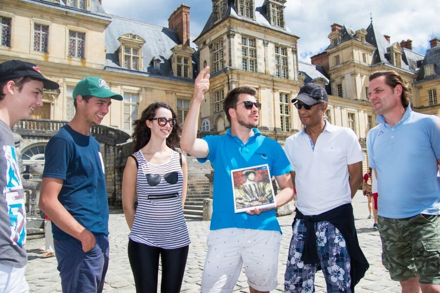 From Paris: Chateau de Fontainebleau & Vaux-Le-Vicomte Tour - Fontainebleau, the palace of kings and emperors