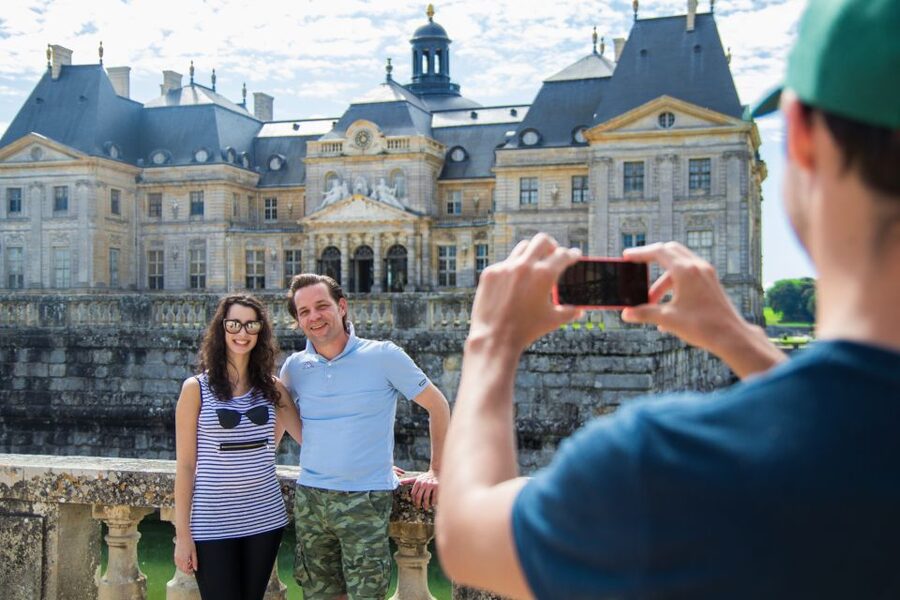 From Paris: Chateau de Fontainebleau & Vaux-Le-Vicomte Tour - Who should take this day trip?