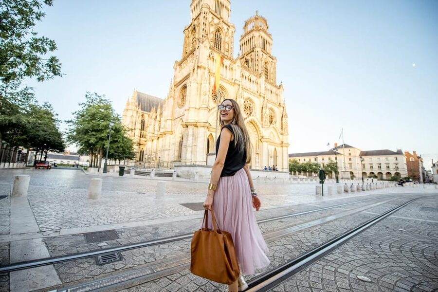 From Paris: Loire Valley Castles & Orleans Guided Tour - What the $112 price really covers