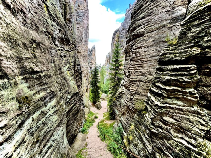 From Prague: Hike, Castle and Brewery in Bohemian Paradise - Walking the Prachov Rocks sandstone maze
