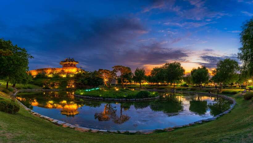 From Seoul: Suwon Hwaseong Fortress Night Tour - Why Hwaseong looks better after sunset