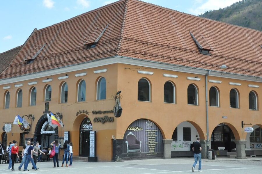 From Sibiu: Day Tour to Brasov and Dracula's Castle - Practical advice for a smoother day
